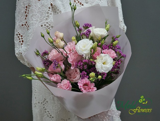 Bouquet of white and pink eustoma photo